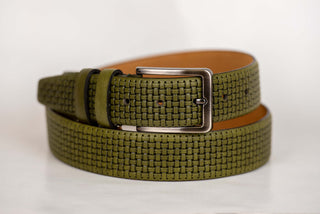 Zaļa ādas josta ar pinumu