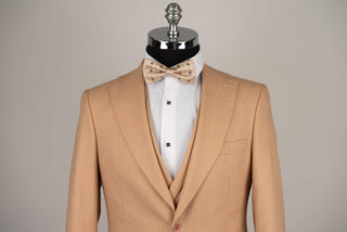 Gaiši oranžs Quesste slim fit uzvalks ar vesti