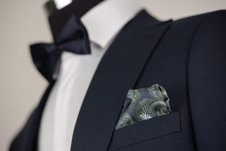 Tumši zils Quesste slim fit uzvalks ar vesti