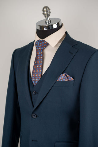 Dark blue Lucio slim fit suit with a vest