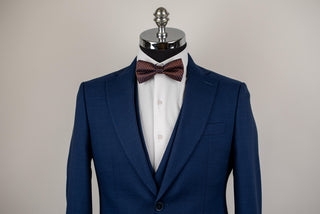 Tumši zils Quesste slim fit uzvalks ar divrindu pogu vesti