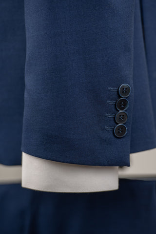 Tumši zils Quesste slim fit uzvalks ar divrindu pogu vesti