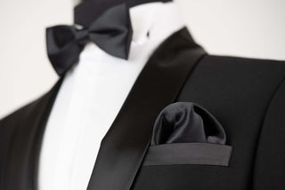 Melns Gioberti slim fit smokings ar satīna atlokiem