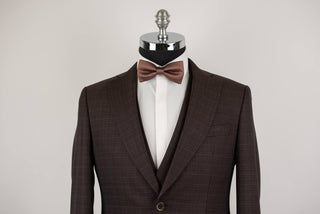 Tumši brūns Quesste slim fit uzvalks ar rūtainu rakstu un divrindu pogu vesti