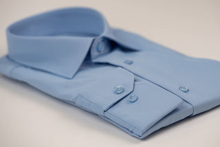 Gaiši zils Manschett viegli gludināms, maz burzīgs slim fit krekls