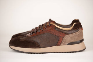 Brūni Toroslar sportiski apavi ar zamšādas detaļām