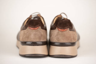 Brūni Toroslar sportiski apavi ar zamšādas detaļām