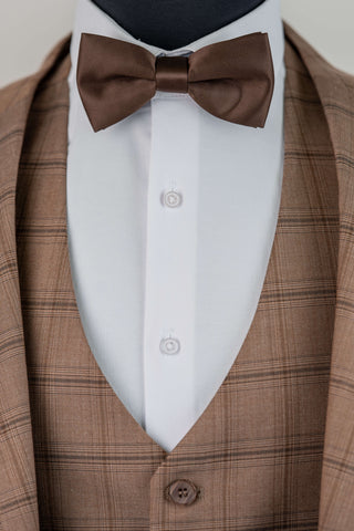 Gaiši brūns Moda Vinci slim fit uzvalks ar vesti un rūtainu rakstu