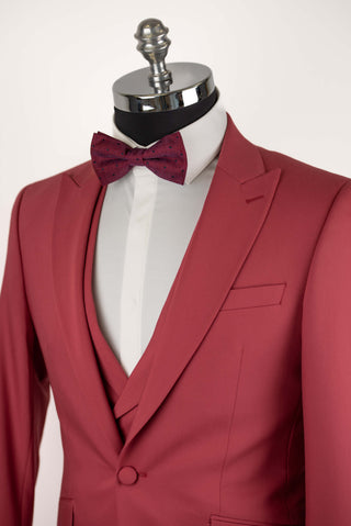 Raspberry red Quesste slim fit suit with a double-breasted vest