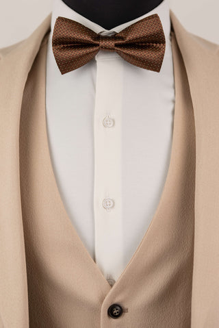 Beige Quesste extended suit with a vest
