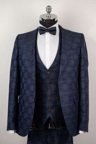 Tumši zils Quesste pagarināts uzvalks ar vesti un rūtainu rakstu