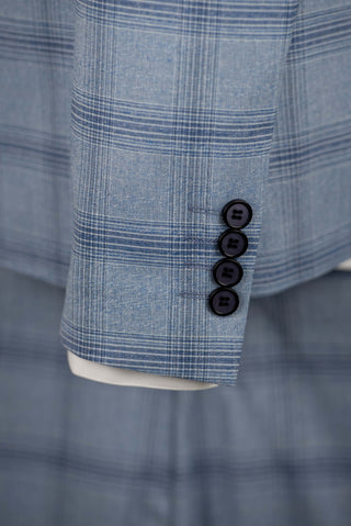 Gaiši zils Emilio Massimo slim fit uzvalks ar rūtainu rakstu