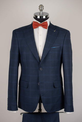 Dark blue Lucio slim fit suit with a soft plaid pattern
