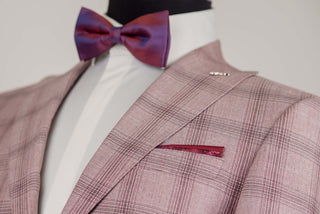 Viegli rozā Emilio Massimo slim fit uzvalks ar rūtainu rakstu