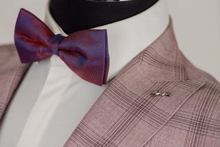 Viegli rozā Emilio Massimo slim fit uzvalks ar rūtainu rakstu