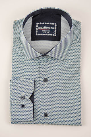 Balts Nino Pacoli viegli gludināms, maz burzīgs slim fit krekls ar tumši zilu rakstu
