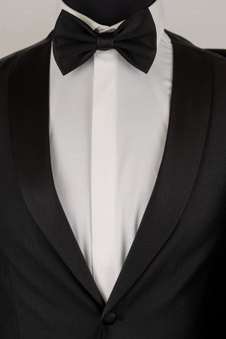 Black Quesste extended tuxedo with satin lapels