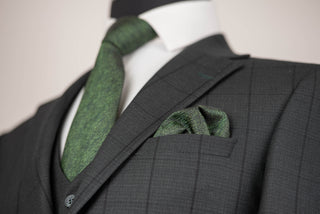 Tumši zaļš Azzaro slim fit uzvalks ar vesti un rūtainu rakstu