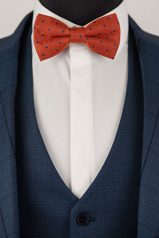 Zils Azzaro slim fit uzvalks ar vesti un rūtainu rakstu