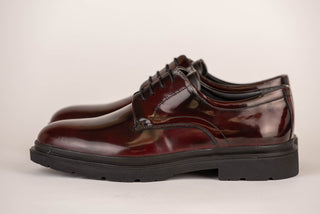 Burgundy Jakamen patent leather shoes with chunky sole
